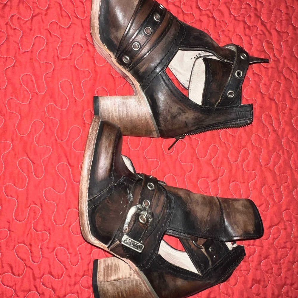 Freebird women’s shoes